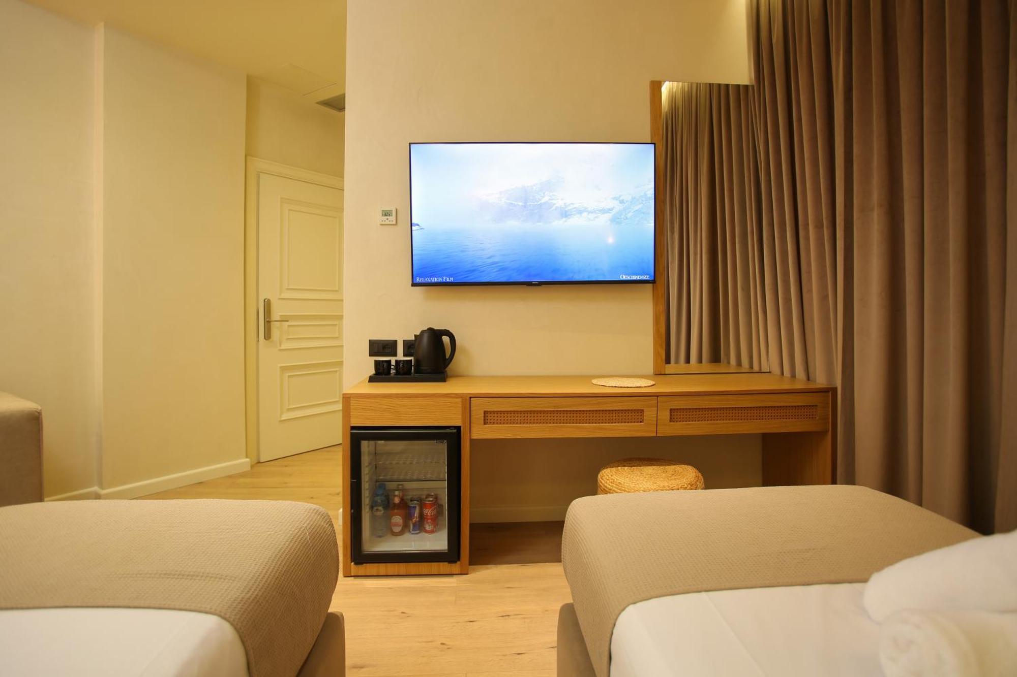 Hotel Brooklyn Wlora Zewnętrze zdjęcie