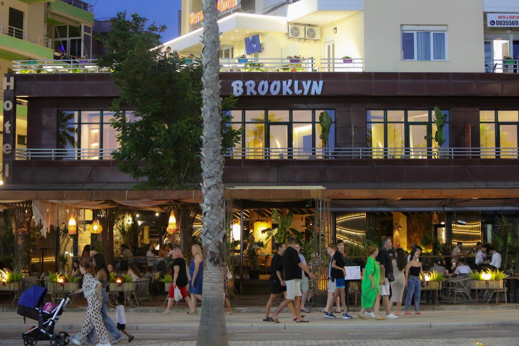 Hotel Brooklyn Wlora Zewnętrze zdjęcie